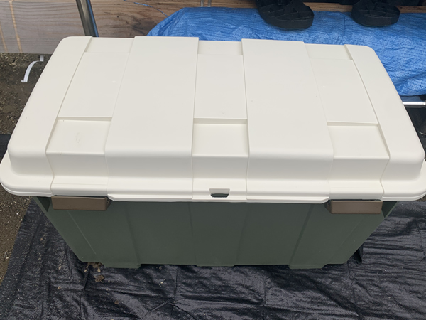 ベランダ収納BOXをコンポスターとして使う