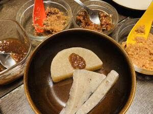 自分達で作った味噌は美味しい！感動！