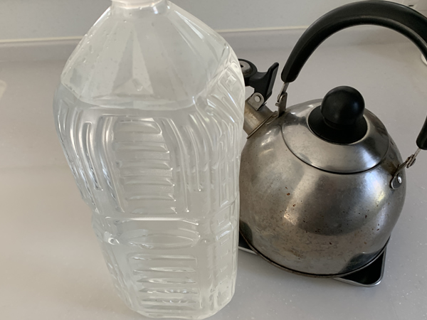 保温の為にお湯を2L用意