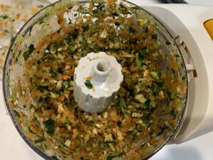 生ゴミを細かく刻む