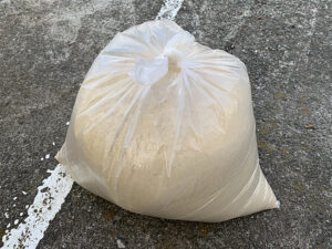 袋詰めした米ぬか