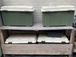 ミミズの飼育箱